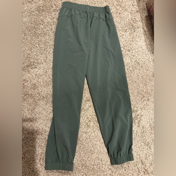 Boys Reebok Pants - Picture 4 of 5